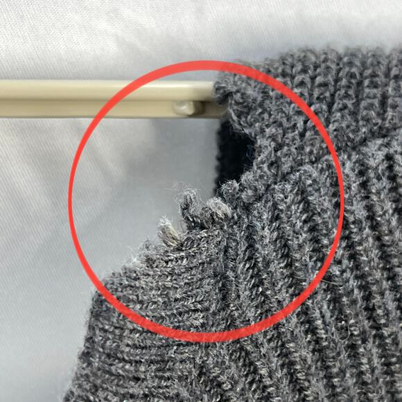 American Eagle Outfitters Sweater Women XL Gray Wool Blend Academia FLAW - Picture 5 of 8